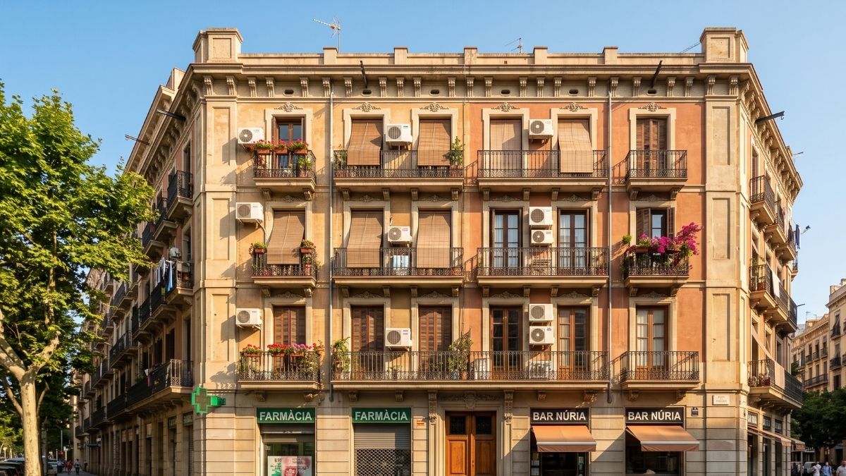 Guia 2026: Normativa de l’aire condicionat a la comunitat de veïns