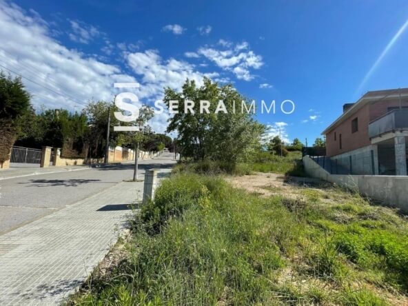 Ref. 6104 - SANT LLORENÇ D'HORTONS - Terreny en venda de 403 m² a la Vinya del Pintor