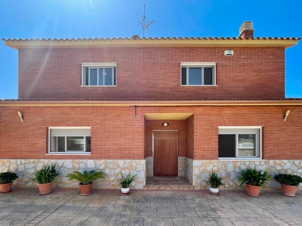 Ref. 11183/1045 - Preciosa casa de obra vista en Mas Alba, cerca de Sitges