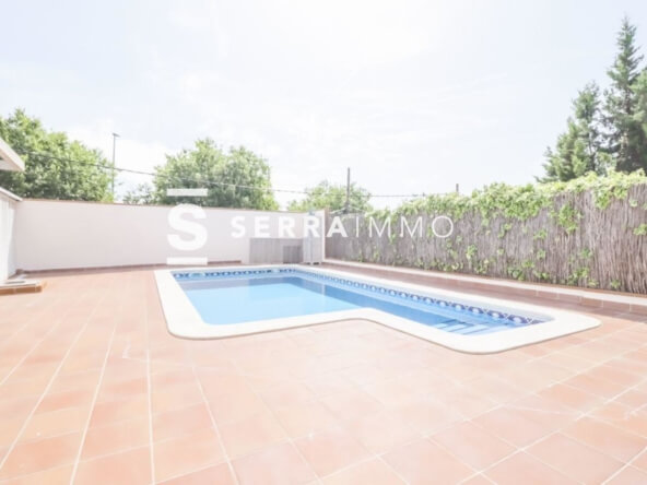 Ref. 6113 - SANT CUGAT SESGARRIGUES - 4 bedroom house with parking and community pool