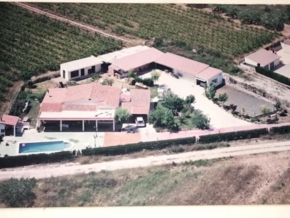 Ref. 25-1212/1468 - Exclusiva finca de 2000m² amb habitatge en una sola planta