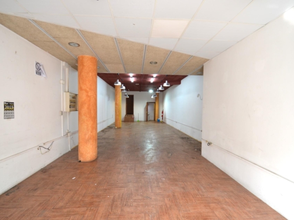 Ref. 03-21902/1098 - Commercial premises for rent