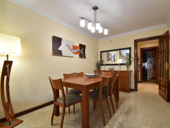 Ref. 03-5253/1098 - Apartment for sale, parking included