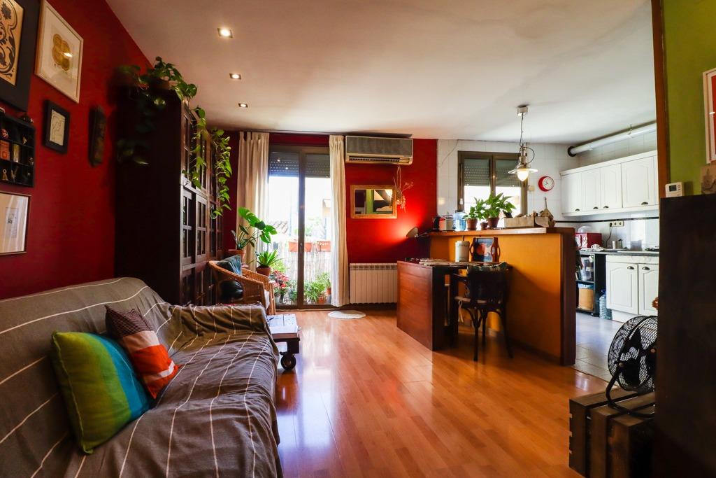 Ref. 29-6264/10897 - APARTMENT WITH TERRACE IN THE CENTER OF VILANOVA