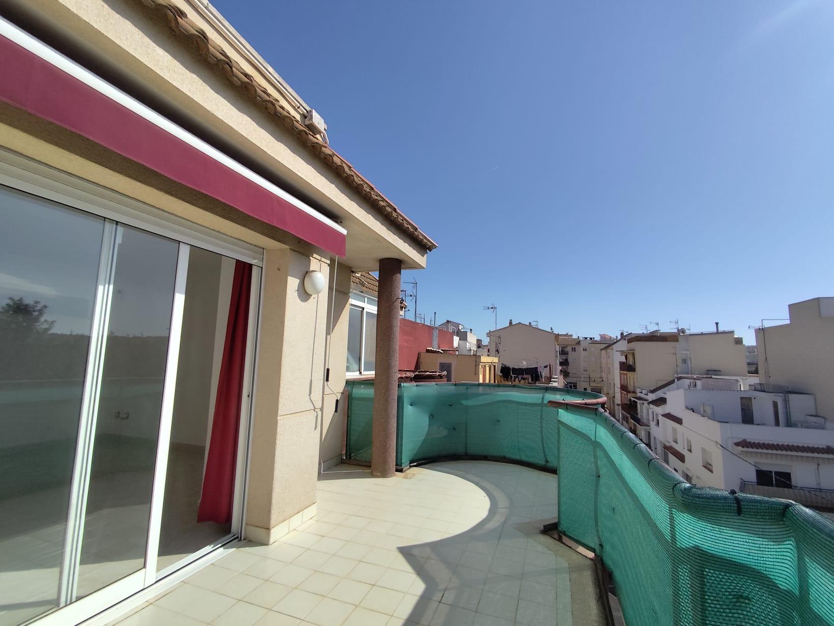 Ref. 27-ROC3028/1553 - PENTHOUSE IN THE CENTER OF LES ROQUETES!!!