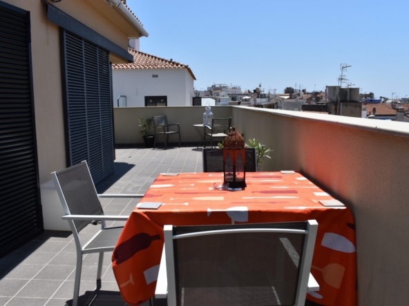 Ref. 13-T21/2194 - Apartamento Turístico para tus vacaciones en SITGES !!HUTB-01499354